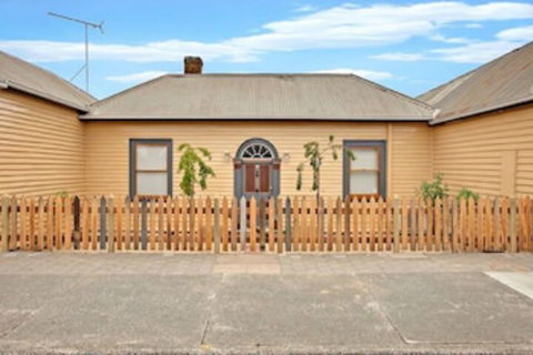 Robinson Cottage - Northern Rivers Accommodation 0