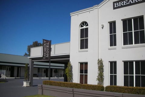 Breakout Motor Inn - Northern Rivers Accommodation 3