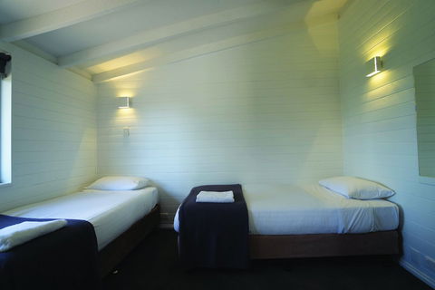 Bicheno By The Bay - Northern Rivers Accommodation 2