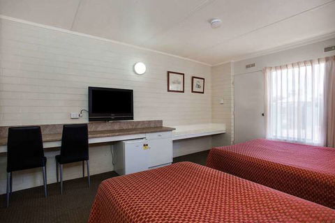 Econo Lodge Portland - Northern Rivers Accommodation 5