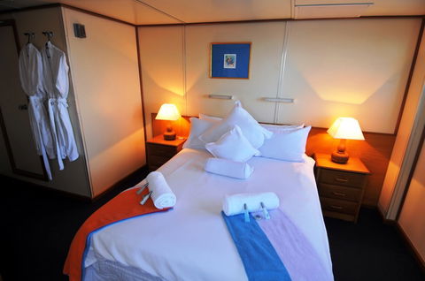 Reef Encounter - Northern Rivers Accommodation 3