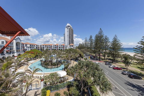 Oaks Gold Coast Calypso Plaza Suites - Northern Rivers Accommodation 3