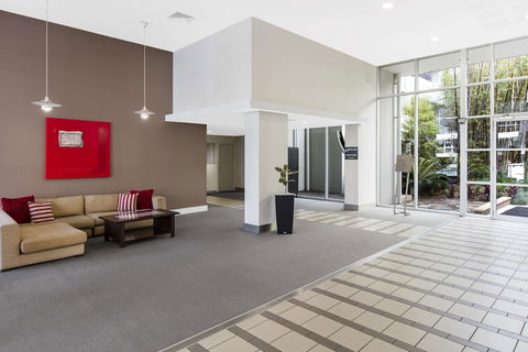 Oaks Brisbane Mews Suites - Northern Rivers Accommodation 5