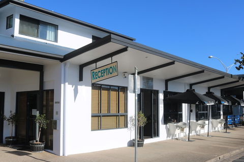 Coffee House Apartment Motel - Northern Rivers Accommodation 0