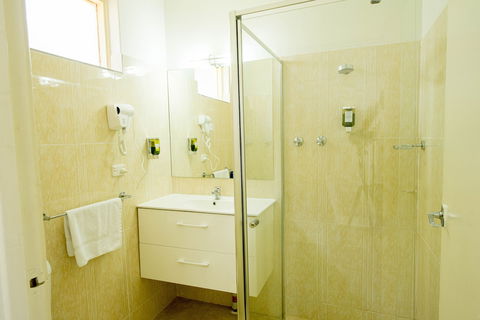 Jacksons Motor Inn - Northern Rivers Accommodation 3