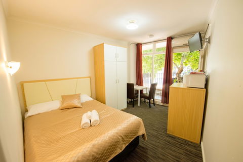 Jacksons Motor Inn - Northern Rivers Accommodation 6