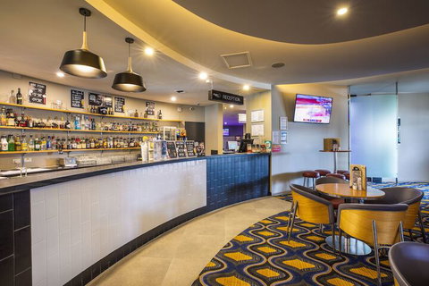 Nightcap At Carlyle Hotel - Northern Rivers Accommodation 1