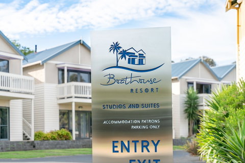 Boathouse Resort Studios & Suites - Northern Rivers Accommodation 0