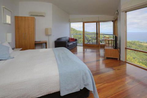 Chriss Beacon Point Restaurant & Villas - Northern Rivers Accommodation 0