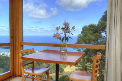 Chriss Beacon Point Restaurant & Villas - Northern Rivers Accommodation 4