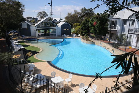 Mandurah Quay Resort - Northern Rivers Accommodation 4