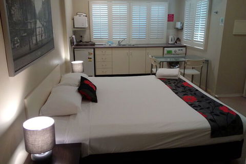 Brisbane Street Studios - Northern Rivers Accommodation 6