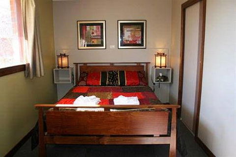 Golden Embers Apartments - Northern Rivers Accommodation 3