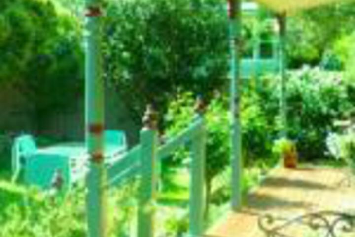 Dixie VIC Northern Rivers Accommodation
