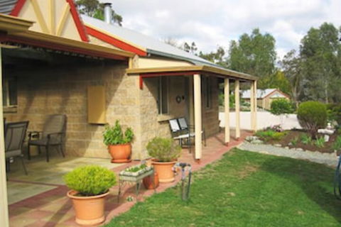 Riesling Trail & Clare Valley Cottages - Northern Rivers Accommodation 0