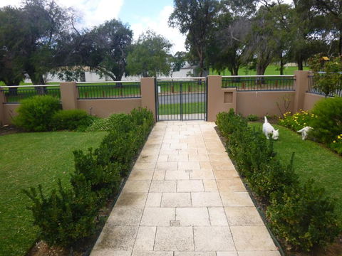 Santa Maria Executive B & B Fremantle - Northern Rivers Accommodation 3