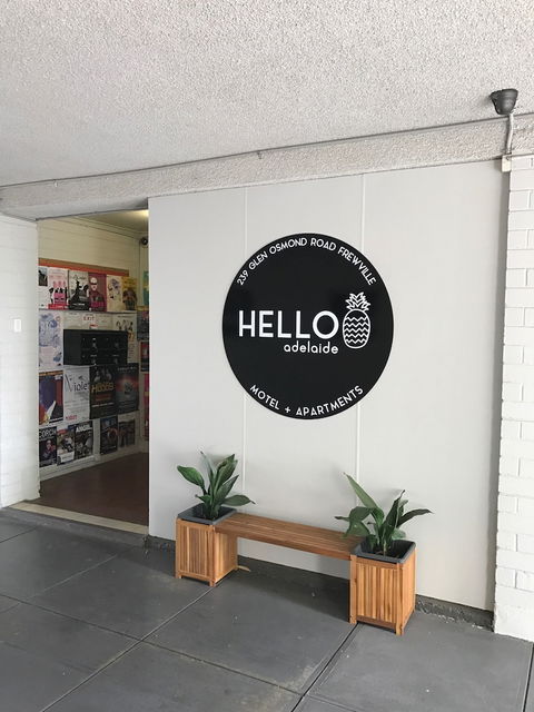 Hello Adelaide Motel And Apartments - Northern Rivers Accommodation 3