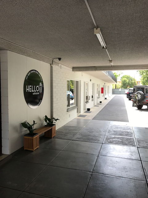 Hello Adelaide Motel And Apartments - Northern Rivers Accommodation 1