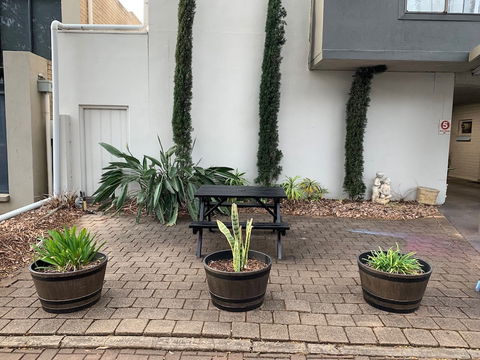 Hello Adelaide Motel And Apartments - Northern Rivers Accommodation 2