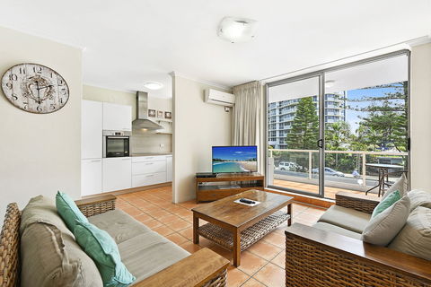 Carlton Apartments - Northern Rivers Accommodation 3