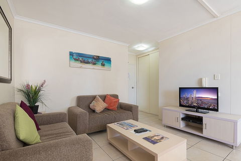 Carlton Apartments - Northern Rivers Accommodation 1