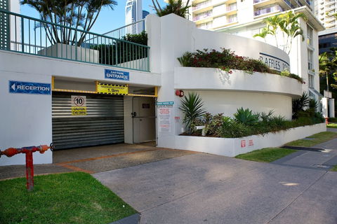 Raffles Royale - Northern Rivers Accommodation 0