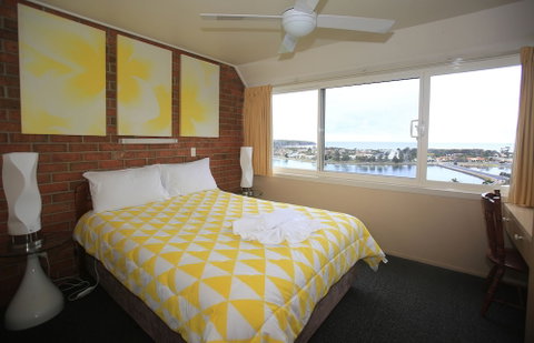 Pacific Heights Holiday Apartments & Munn's Tower House - Northern Rivers Accommodation 4