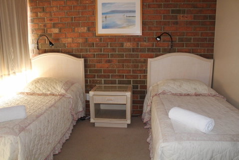 Pacific Heights Holiday Apartments & Munn's Tower House - Northern Rivers Accommodation 3