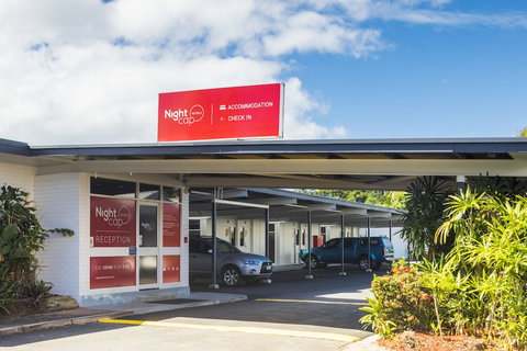 Nightcap At Balaclava Hotel - Northern Rivers Accommodation 2