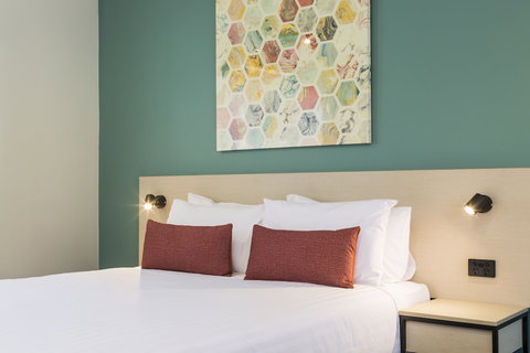 Nightcap At Balaclava Hotel - Northern Rivers Accommodation 3