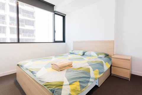 Gorgeous CBD Apartment With Bay View! - Northern Rivers Accommodation 3