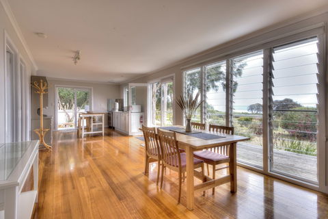 Freycinet Sanctuary At Oyster Bay - Northern Rivers Accommodation 5