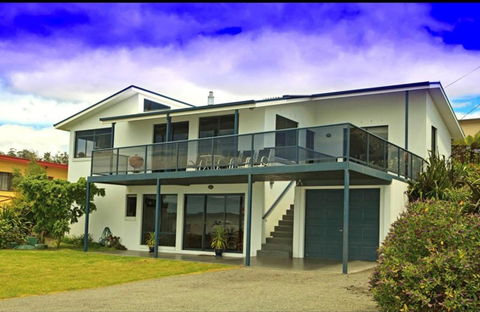 Rock Lobster - Northern Rivers Accommodation 3