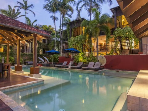 Poolside Studio - Northern Rivers Accommodation 4