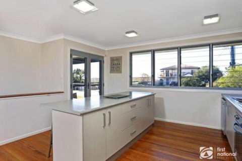 Jinalong 17 Pacific Street Family Home Great Views. - Northern Rivers Accommodation 5
