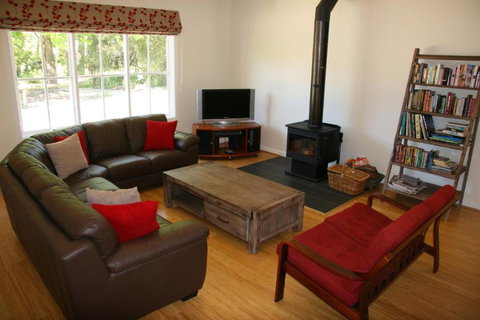 Maple House The Ideal Retreat For Family & Friends. - Northern Rivers Accommodation 6