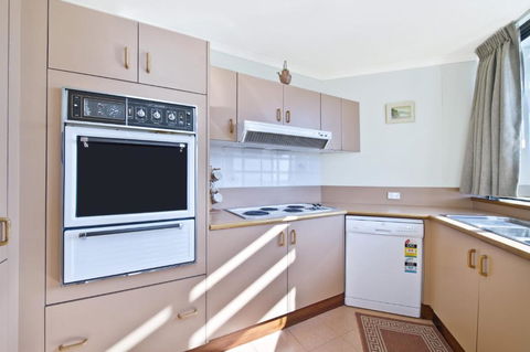 Sundial 602 8 10 Hollingworth Street - Northern Rivers Accommodation 5