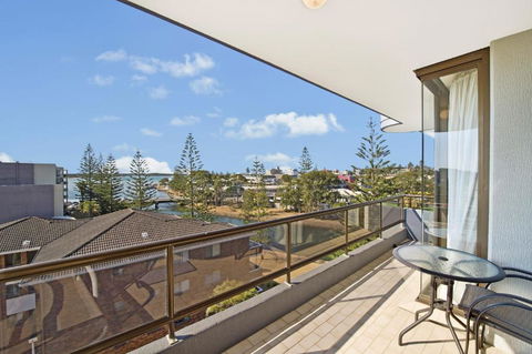 Sundial 602 8 10 Hollingworth Street - Northern Rivers Accommodation 3