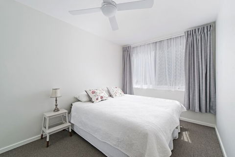 Flynns Beach Apartments 4 41 Pacific Drive - Northern Rivers Accommodation 2