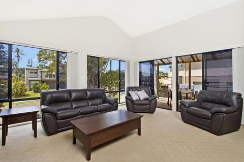 Amara 6 Wesley Avenue - Northern Rivers Accommodation 2