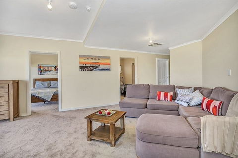 Sail Away - Northern Rivers Accommodation 5