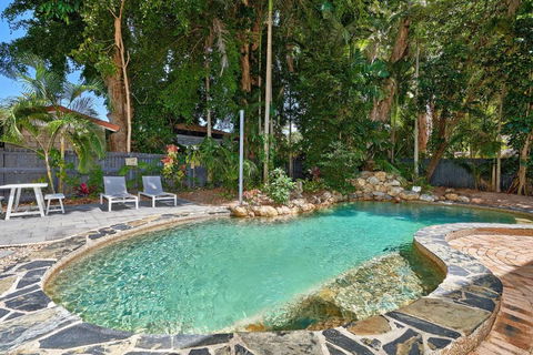 Decked Out By The Sea - Northern Rivers Accommodation 5