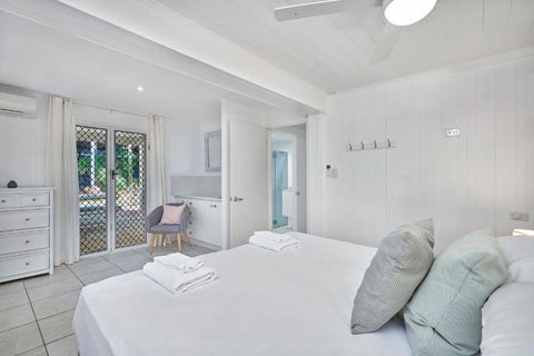 Decked Out By The Sea - Northern Rivers Accommodation 2