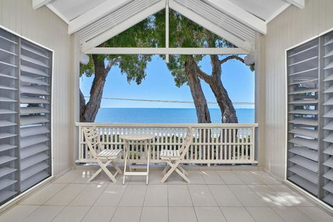 Decked Out By The Sea - Northern Rivers Accommodation 3