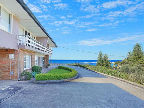 Toowoon Bay Beachside Unit Unit 4 - Northern Rivers Accommodation 3
