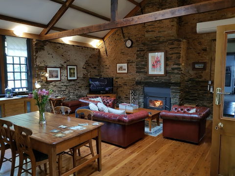 William Hunts Retreat Cypress Studio - Northern Rivers Accommodation 1