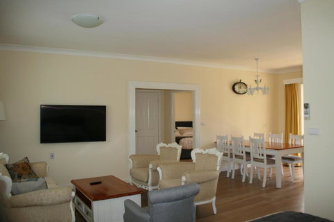 Colins Garden - Northern Rivers Accommodation 2