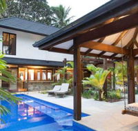 Spice at Oak Award Winning Luxury Absolute Oceanfront House Oak Beach Near Port Douglas - Northern Rivers Accommodation