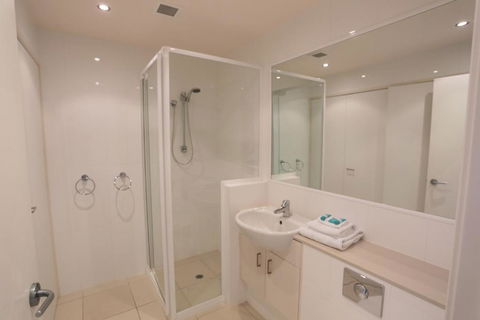 Delightful Family Apartment In Modern Complex - Northern Rivers Accommodation 5
