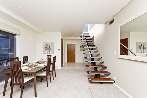 Harbourview Penthouse - Northern Rivers Accommodation 3